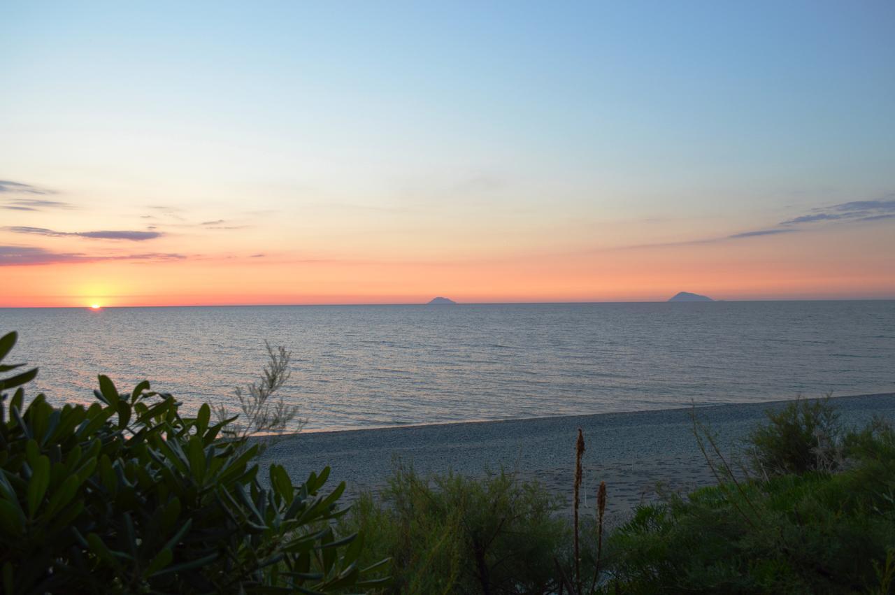 Capo Nettuno Hotel Capo dʼOrlando Buitenkant foto