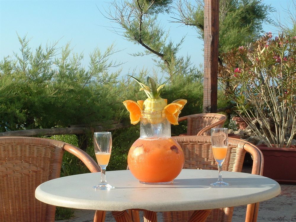 Capo Nettuno Hotel Capo dʼOrlando Buitenkant foto