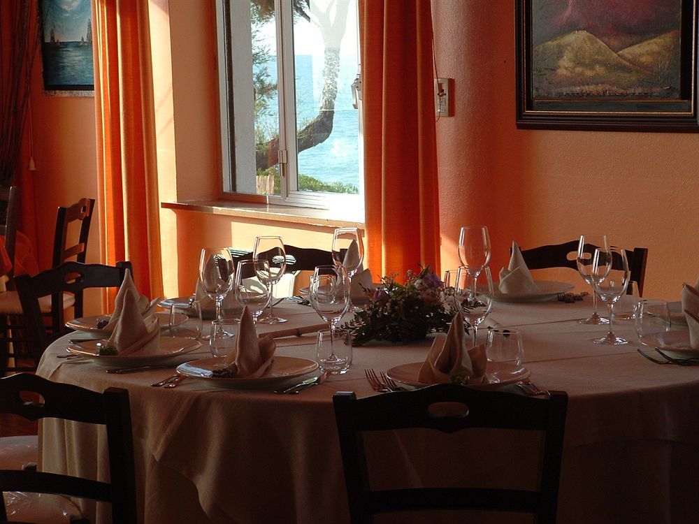 Capo Nettuno Hotel Capo dʼOrlando Buitenkant foto